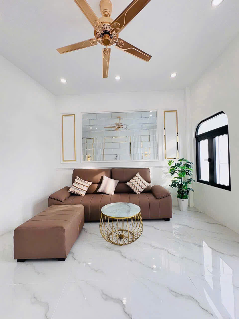 z6448625173623_7bc7a09003f666b668a312e14fa83e3a