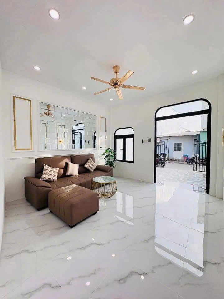 z6448625253912_99198db408b5c26fb8fe597282083cbd