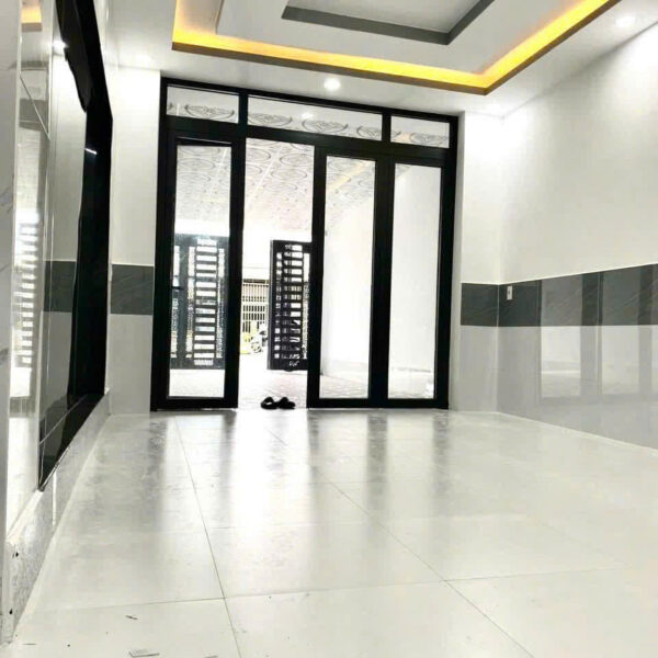 NHÀ MỚI MẶT TIỀN MẠC CỬU THÍCH HỢP KINH DOANH