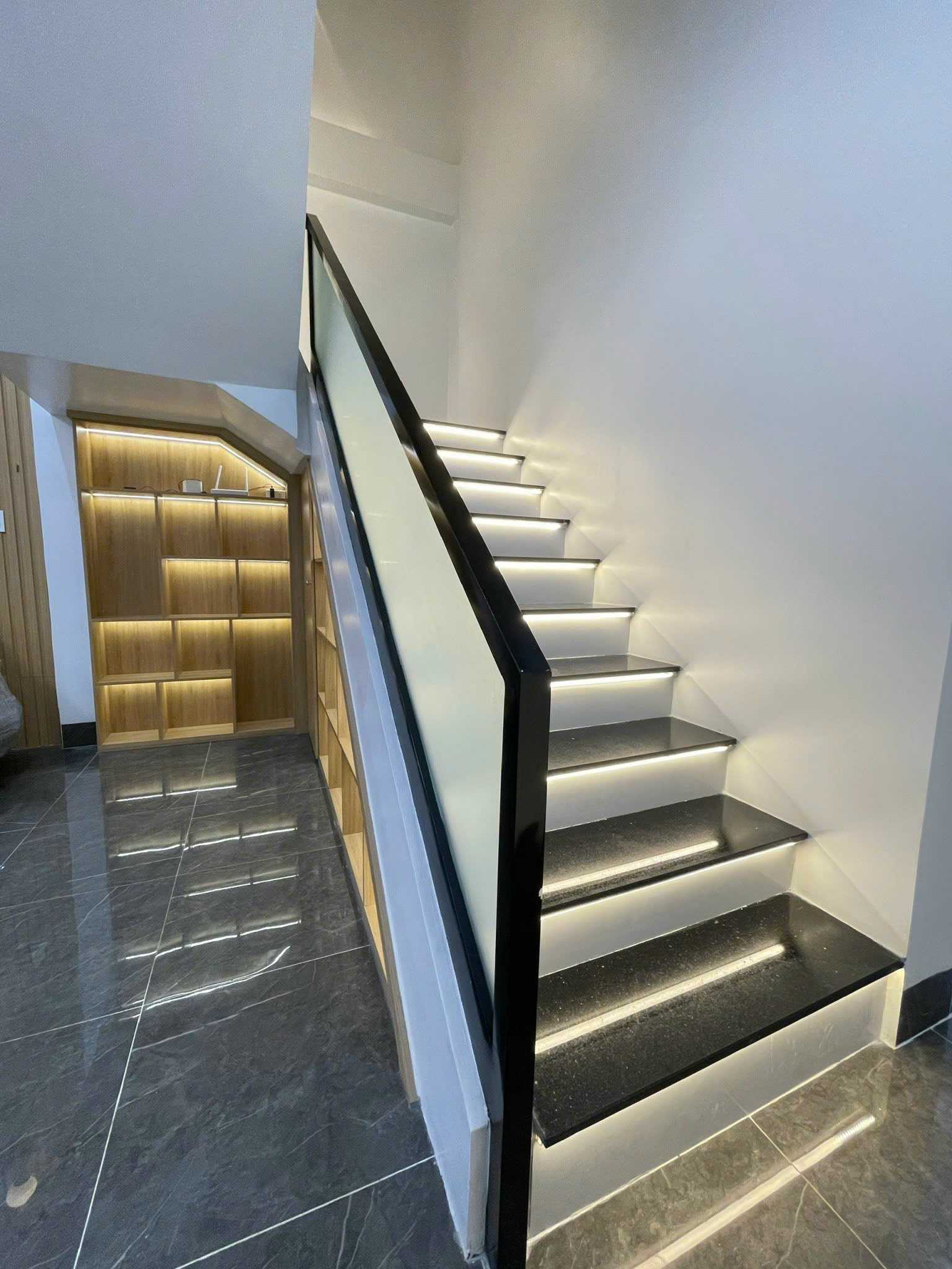 z6571530378264_63f80f1d3cf709202015dfd04c25954d