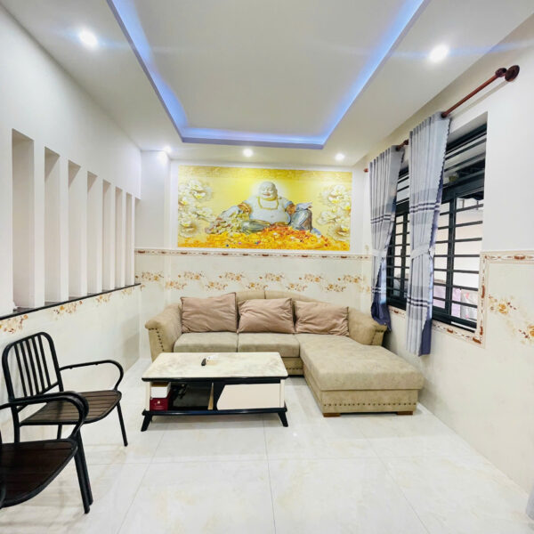 Cần Bán nhà 1 trệch 2 Lầu Hoàn thiện,đường Lê quang đạo,nhánh Phan thị hui