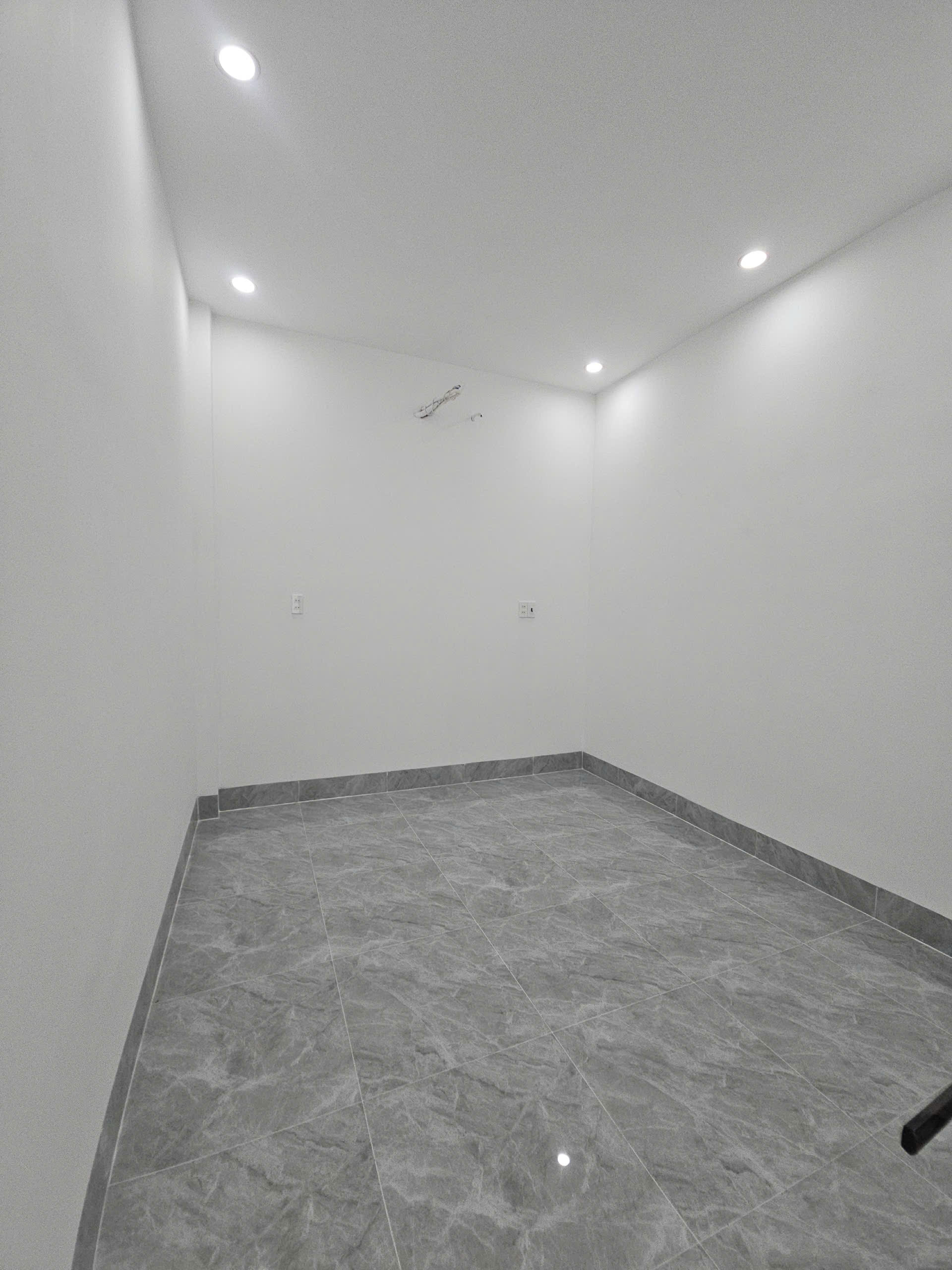 z6611084197374_12b4c0dbd5659cb96120ae8b22848384